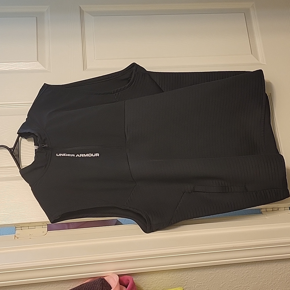 Under Armour golf vest